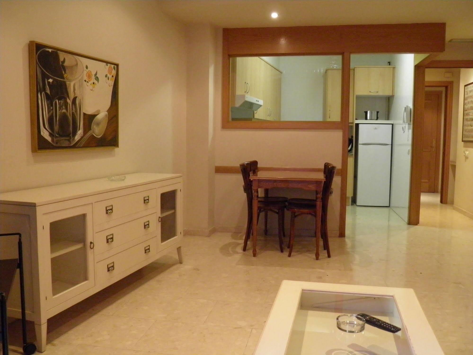 Apartaments St. Jordi Comtal Barcelona Exterior foto